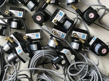 JL150-V1500ϵ��ֱ��λ�Ƃ�������ԭ���c�`����